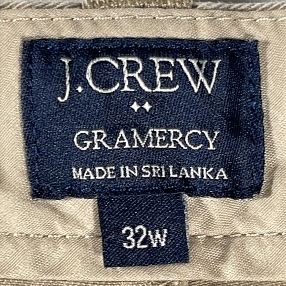 J. Crew mens khaki Gramercy flat front 8.5" inseam chino shorts - size 32 - Picture 4 of 10